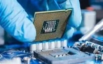 Phía sau đà giảm mạnh của nhóm cổ phiếu chip
