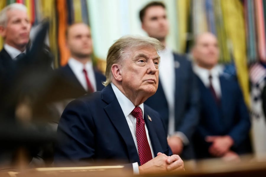 Giá dầu giảm khi ông Trump nói có cơ hội đạt thỏa thuận với Iran