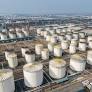 Giá dầu giảm, vàng tăng nhẹ, VN-Index trong nhịp điều chỉnh
