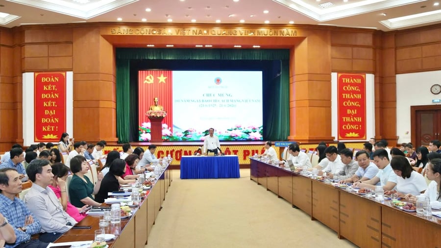 Trình Quốc hội sửa Luật Chứng khoán vào tháng 10