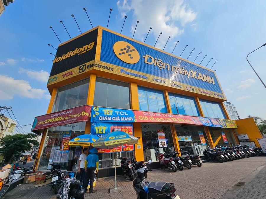 Lãnh đạo thứ 2 xuống tiền mua cổ phiếu DMX kể từ khi niêm yết