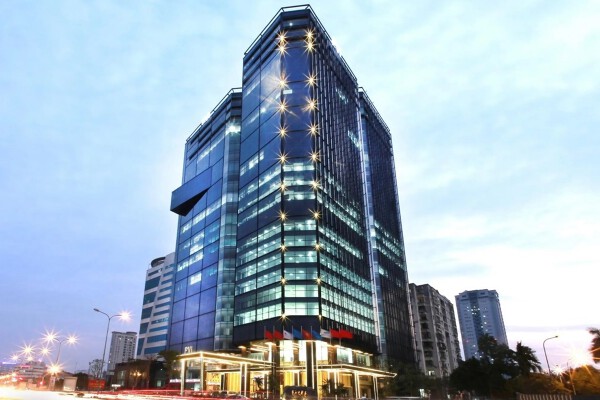 Một công ty bảo hiểm đặt mục tiêu lợi nhuận giảm, dự chia cổ tức 33%