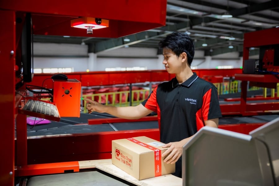 Cổ phiếu VTP giảm 46%, Viettel chi hàng trăm tỷ