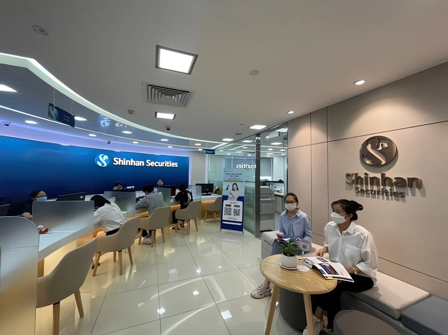 Chứng khoán Shinhan: Doanh thu tăng nhưng lợi nhuận giảm 23%