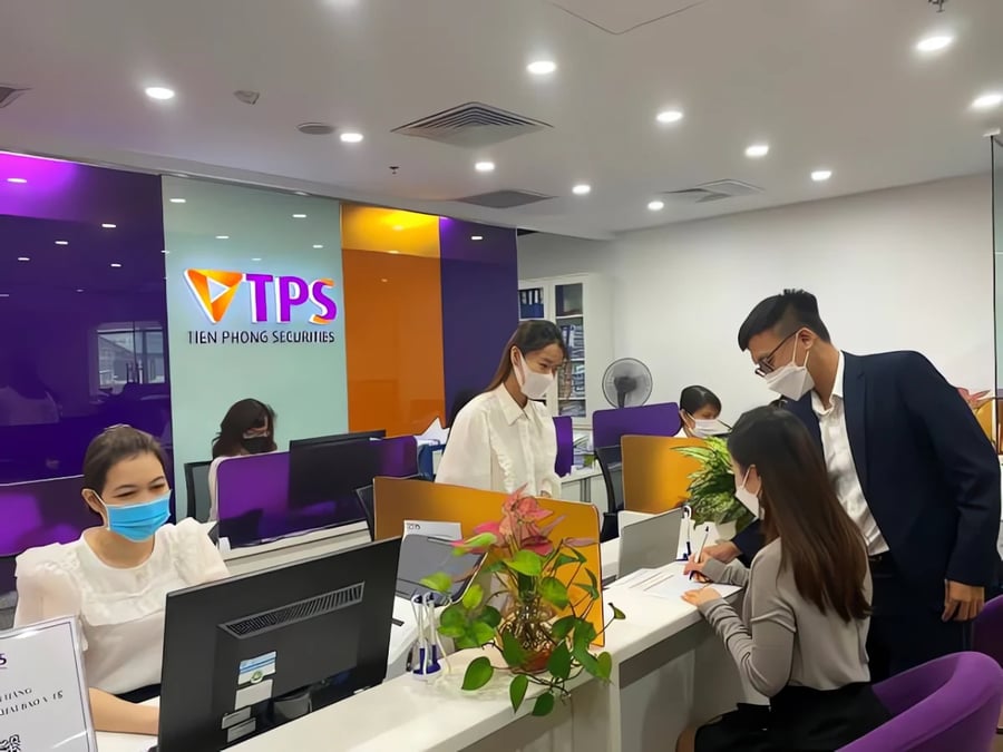 Chứng khoán Tiên Phong: Lợi nhuận giảm hơn 35% vì tự doanh