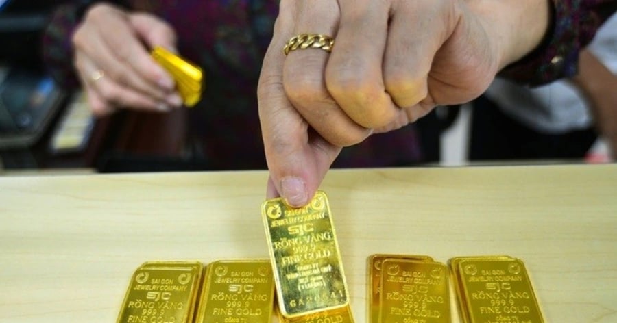 Người mua vàng lỗ tới 5,7 triệu đồng/lượng sau 1 tuần giao dịch