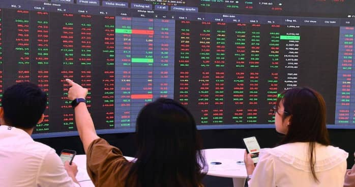 Chiến lược đầu tư chứng khoán tuần 13-17/4: Dòng tiền khởi sắc, ưu tiên nhóm cổ phiếu dẫn dắt