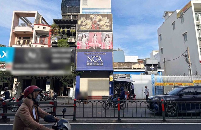 Kinh tế 24h: Liên tiếp các cửa hàng kim cương ở TPHCM dừng hoạt động