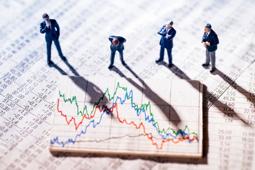 Khối ngoại bán mạnh ngân hàng, VNM nổi bật trong phiên cuối tuần