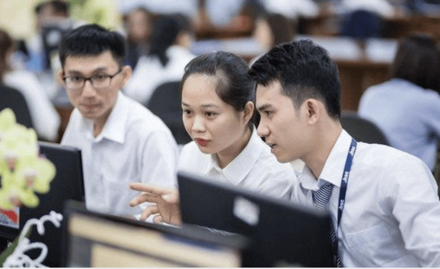 Cá nhân tiếp tục mua ròng mạnh khi VN-Index rớt khỏi mốc 1.900 điểm