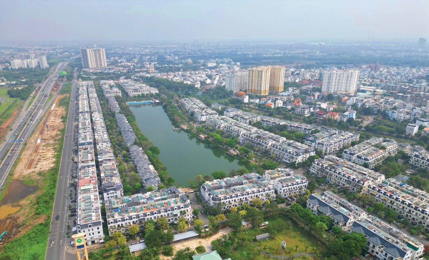 Thanh khoản giảm, nguồn cung tăng