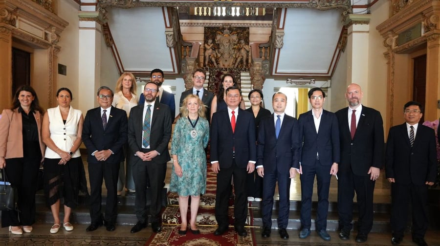 TP.HCM hợp tác với Trung tâm tài chính London phát triển Trung tâm tài chính Quốc tế