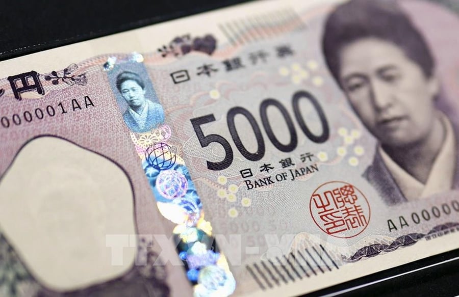 Đồng yen giảm xuống mức thấp nhất trong 40 năm