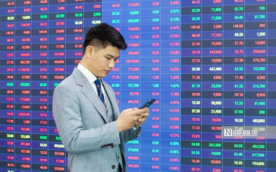 Đà hồi phục được củng cố, VN-Index đối mặt thử thách mới