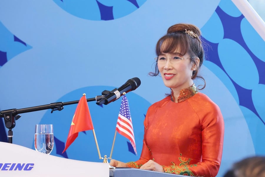 Chủ tịch Vietjet bỏ túi gần 4.700 tỷ đồng sau hai ngày