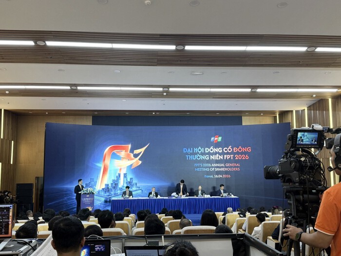 [LIVE] ĐHĐCĐ FPT: FPT dự báo lãi trước thuế năm 2026 giảm 11% khi không còn hợp nhất với FPT Telecom