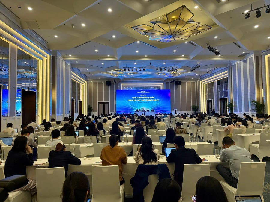 Chủ tịch UBCKNN: 'Phát hành chứng khoán phải trở thành động lực huy động nguồn lực cho tăng trưởng kinh tế'
