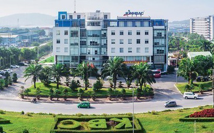 Cổ phiếu về đáy nhiều năm, lãnh đạo doanh nghiệp chi hàng trăm tỉ đồng gom hàng