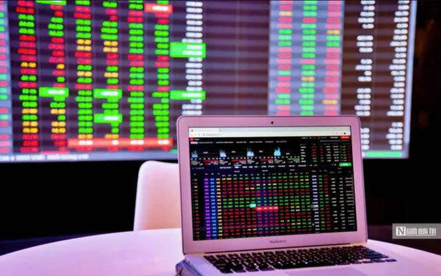 Một số cổ phiếu đáng chú ý ngày 21/4: KBC, CII, DGW