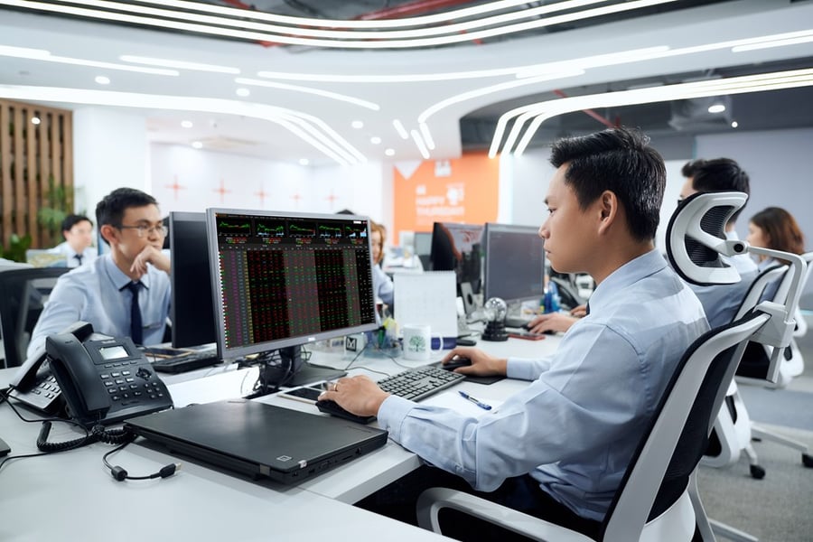 VFS: VN-Index về vùng định giá hấp dẫn, cơ hội tích lũy cổ phiếu dần xuất hiện