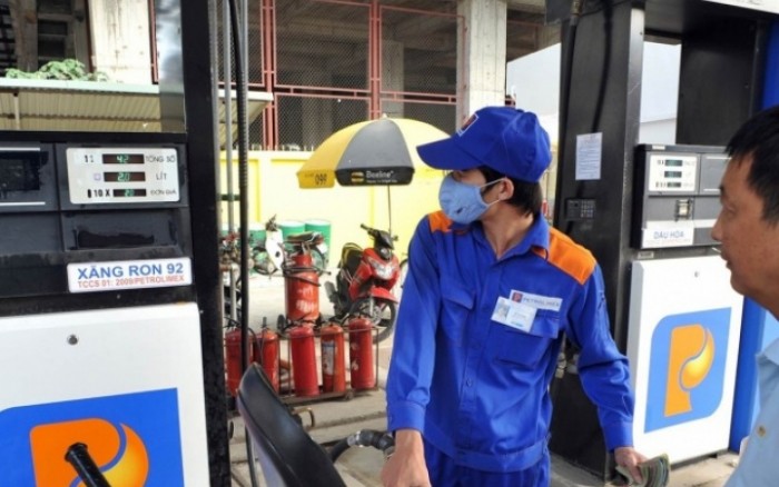 Giá xăng dầu hôm nay 2/5: Dầu thế giới giảm mạnh, trong nước ở mức thấp