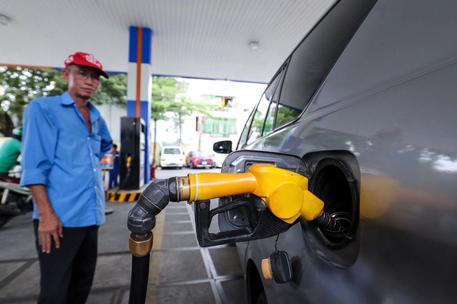 Bộ Công thương thông báo giảm loạt thuế xăng dầu từ 0 giờ ngày 16.4