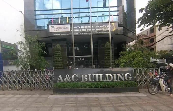 Đình chỉ tư cách đối với 2 kiểm toán viên của Công ty Kiểm toán và Tư vấn A&C