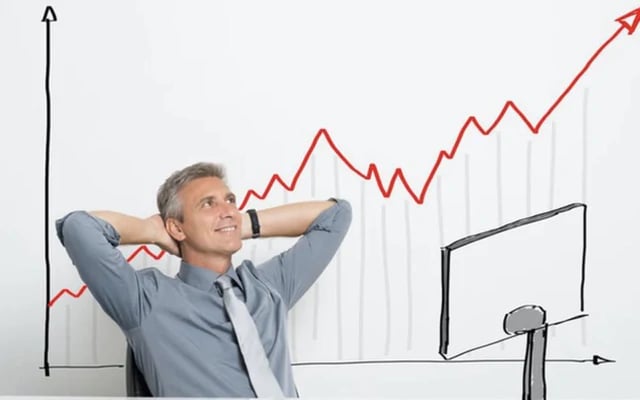 Không phải chứng khoán hay bất động sản, đây mới là nhóm cổ phiếu hưởng lợi đầu tiên khi lãi suất giảm