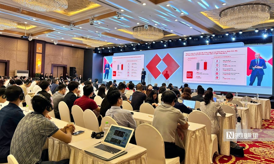 ĐHĐCĐ Techcombank: Tăng vốn "khủng" vượt 100.000 tỷ đồng, chia cổ tức tiền mặt 17%