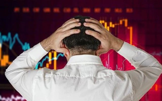 Một cổ phiếu ngân hàng "nằm sàn" hai phiên liên tiếp, chuyện gì đang diễn ra?