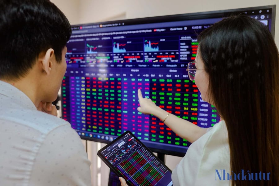 Khối ngoại mua ròng trở lại, VN-Index có động lực bứt phá trong tháng 8?