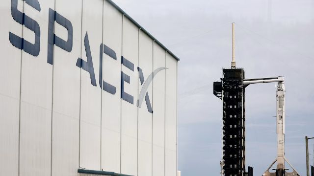 SpaceX bốc hơi 400 tỷ USD vốn hóa khi cơn sốt IPO đảo chiều