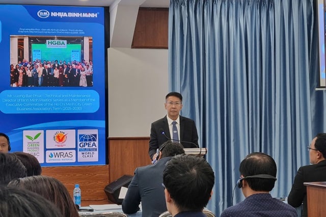 Tổng Giám đốc Niwat Athiwattananont phát biểu