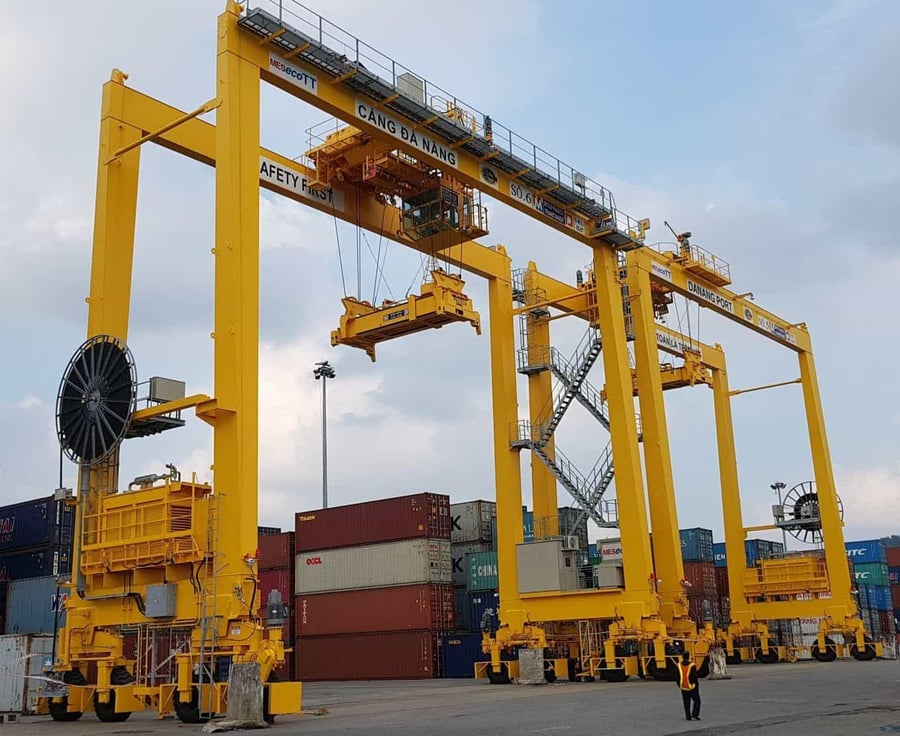 Cảng Đà Nẵng lãi hơn 237 tỷ đồng, cổ phiếu bị đưa vào diện cảnh báo