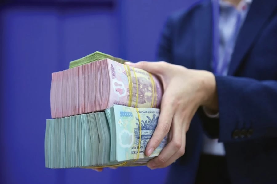 TOS, VPD dẫn đầu làn sóng trả cổ tức, Novaland phát hành thêm 167 triệu cổ phiếu
