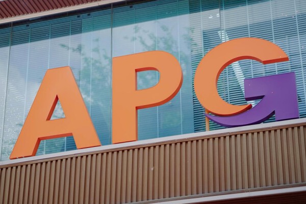 Thêm một công ty chứng khoán báo lãi giảm hai chữ số