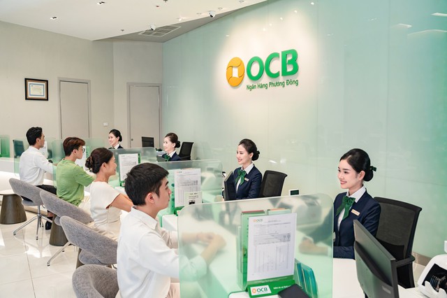 Người thân lãnh đạo OCB đăng ký bán cổ phiếu