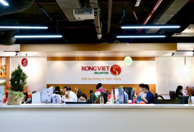 Loạt công ty chứng khoán đón cổ đông lớn mới: Từ cá nhân bí ẩn tới sự đồng hành chiến lược