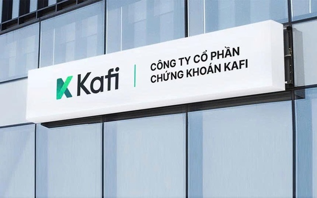 Chứng khoán Kafi bị nhắc nhở chậm CBTT bằng tiếng Anh