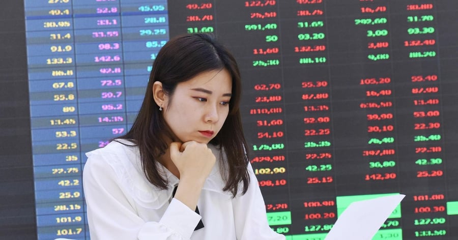 Giao dịch chứng khoán sáng 4/5: Nhóm năng lượng trở lại, cổ phiếu NVL bị bán tháo