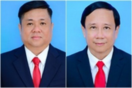 Thành viên HĐQT PNJ muốn sang tay cổ phiếu cho bố ruột?