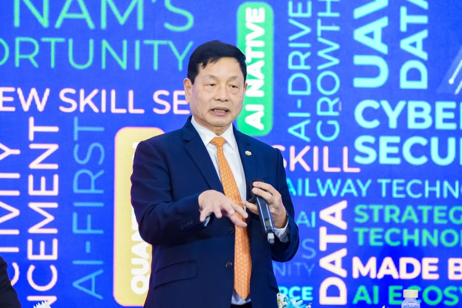 Cổ phiếu FPT biến động dữ dội, ông Trương Gia Bình lên tiếng