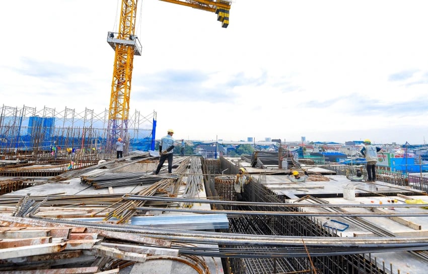 Ai hưởng lợi khi vốn ngoại và trái phiếu đổ vào địa ốc?