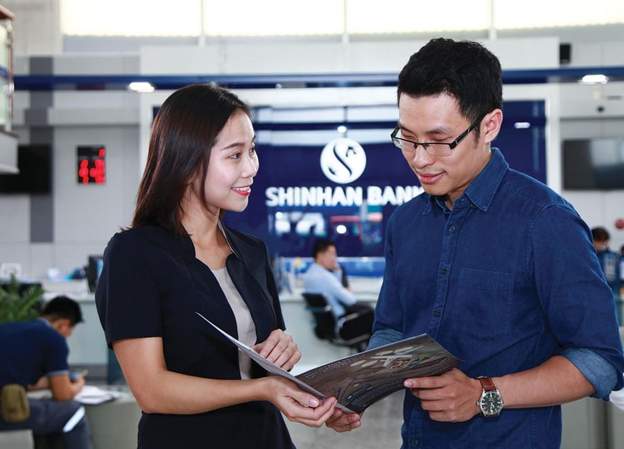 Ngân hàng ngoại “tái định nghĩa” quyền lực