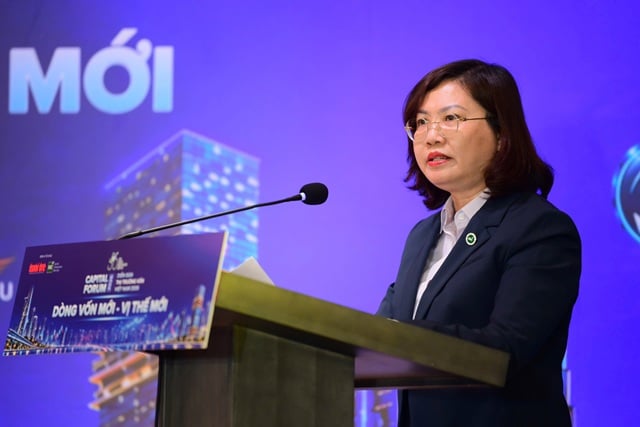 Chủ tịch UBCKNN Vũ Thị Chân Phương: "Doanh nghiệp là yếu tố then chốt thu hút dòng vốn mới"