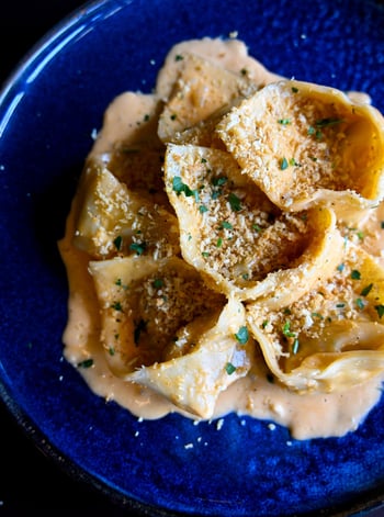 There's a version of Lobster Tortellini that exists in a corner of Tuscany, passed down through generations with very little written down and even less shared. Then there's ours, housemade at BellaBrava Midtown, folded by hand, finished in a way that honors the original without pretending to copy it. 

📸: Lobster Tortellini

#bellabrava #tampamidtown #lobster #italianfood #tamparestaurants
