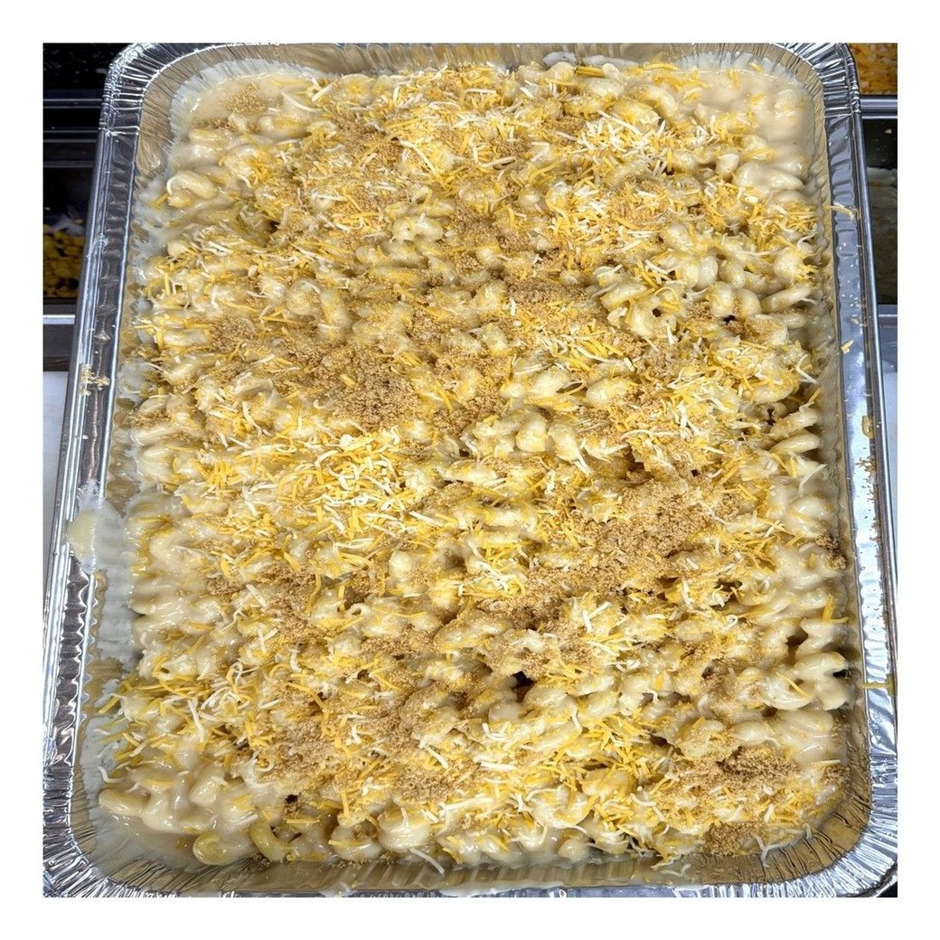 medium mac & cheese tray