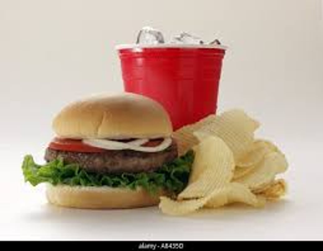 Lunch Beef Burger Combo