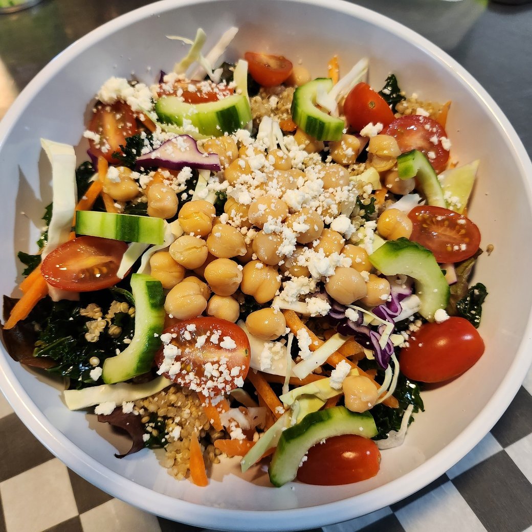 Super Kale & Quinoa Salad w/ House Vinagrette