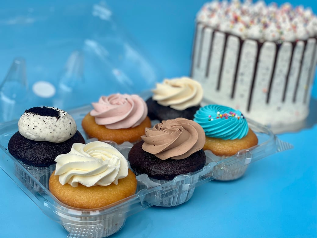 Heathers Kitchen Cupcakes (6Pack)